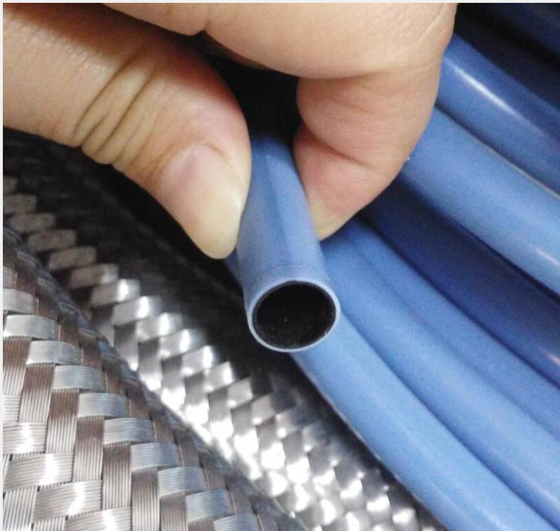 Vòng ống PTFE áp suất cao với một lớp thép không gỉ đan xen cho vận chuyển và thủy lực di động
