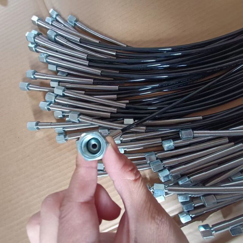 DN2 3,2 mm Diameter bên trong 630Bar Ultra High Pressure Test Hose 2000Bar Burst Pressure Air Charging Hose 0,5m Độ dài mở rộng